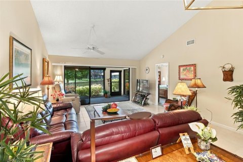 Villa ou maison à vendre à Sarasota, Floride: 2 chambres, 117.52 m2 № 2406414 - photo 21