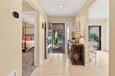Villa ou maison à vendre à Sarasota, Floride: 2 chambres, 117.52 m2 № 2406414 - photo 11