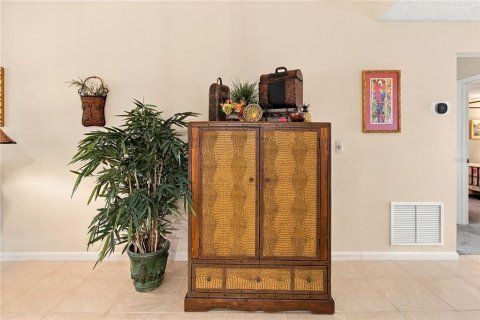 Villa ou maison à vendre à Sarasota, Floride: 2 chambres, 117.52 m2 № 2406414 - photo 12