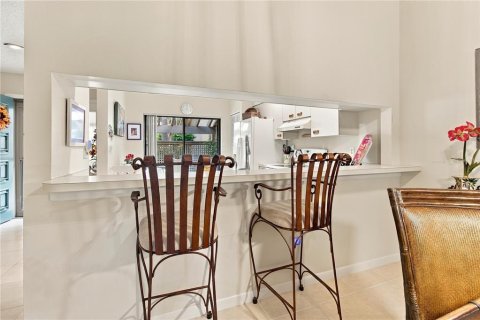 Villa ou maison à vendre à Sarasota, Floride: 2 chambres, 117.52 m2 № 2406414 - photo 18