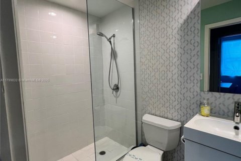 Condominio en venta en Miami Beach, Florida, 2 dormitorios, 81.75 m2 № 1684233 - foto 22