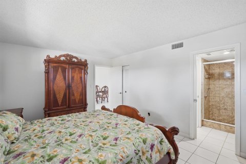 Condominio en venta en Lake Worth, Florida, 2 dormitorios, 83.05 m2 № 2252834 - foto 19