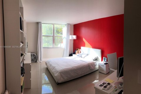 Снять в аренду кондоминиум в Норт-Майами-Бич, Флорида 2 спальни, 112.69м2, № 2000924 - фото 5