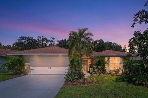 House in Parrish, Florida 3 bedrooms, 201.32 sq.m. № 2358750