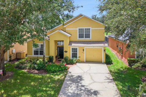 House in Clermont, Florida 5 bedrooms, 212 sq.m. № 2210216 - photo 2