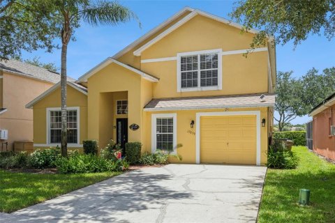 House in Clermont, Florida 5 bedrooms, 212 sq.m. № 2210216 - photo 5
