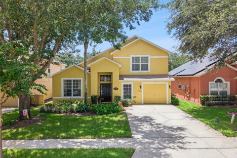 House in Clermont, Florida 5 bedrooms, 212 sq.m. № 2210216 - photo 4
