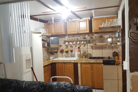 Duplex à vendre à Seffner, Floride: 4 chambres, 159.42 m2 № 1908189 - photo 30