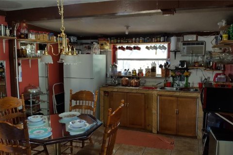 Duplex à vendre à Seffner, Floride: 4 chambres, 159.42 m2 № 1908189 - photo 27