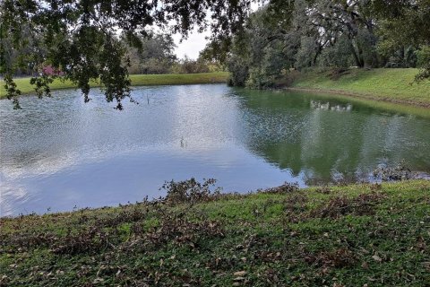 Duplex à vendre à Seffner, Floride: 4 chambres, 159.42 m2 № 1908189 - photo 7