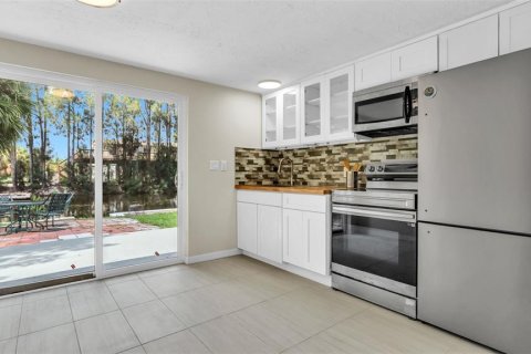 House in Hudson, Florida 2 bedrooms, 67.63 sq.m. № 1883543 - photo 12