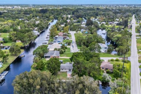 House in Hudson, Florida 2 bedrooms, 67.63 sq.m. № 1883543 - photo 29