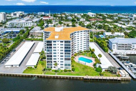 Condo à Delray Beach, Floride, 2 chambres  № 2270015