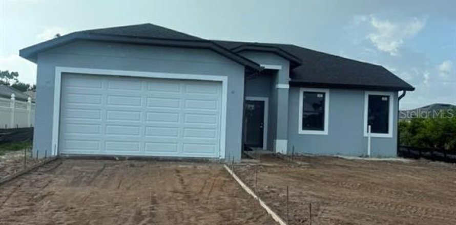 House in Rotonda, Florida 3 bedrooms, 150.22 sq.m. № 2308860
