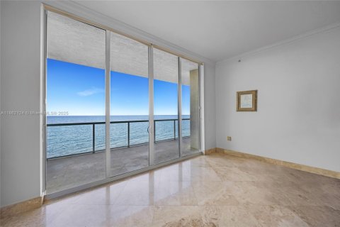 Copropriété à louer à Pompano Beach, Floride: 3 chambres, 228.45 m2 № 1889784 - photo 7