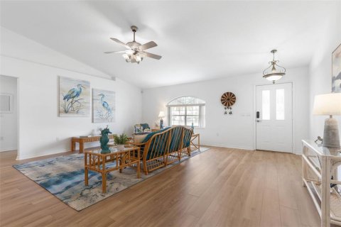 House in Palm Coast, Florida 3 bedrooms, 173.26 sq.m. № 2099945 - photo 4