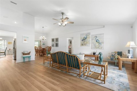 House in Palm Coast, Florida 3 bedrooms, 173.26 sq.m. № 2099945 - photo 7