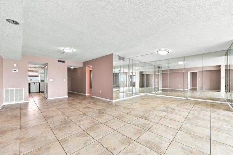 Copropriété à vendre à Gulfport, Floride: 2 chambres, 134.71 m2 № 2207139 - photo 20
