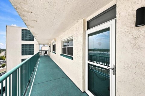 Copropriété à vendre à Gulfport, Floride: 2 chambres, 134.71 m2 № 2207139 - photo 24