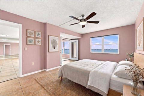 Copropriété à vendre à Gulfport, Floride: 2 chambres, 134.71 m2 № 2207139 - photo 9