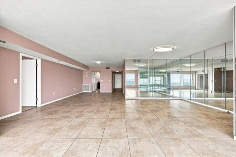 Copropriété à vendre à Gulfport, Floride: 2 chambres, 134.71 m2 № 2207139 - photo 21