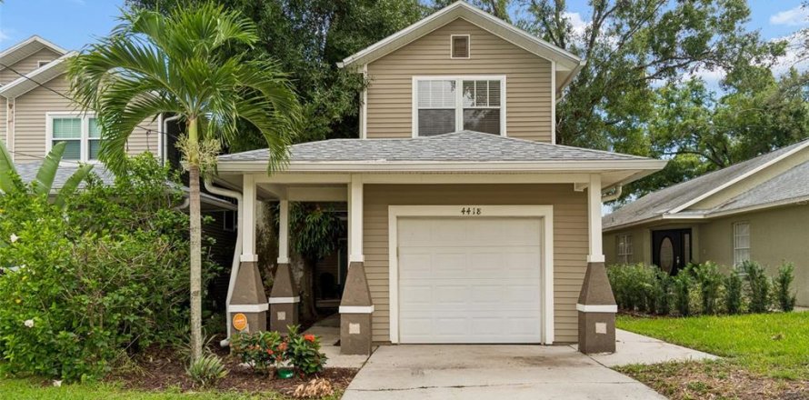 Townhouse in Tampa, Florida 3 bedrooms, 147.9 sq.m. № 2229602
