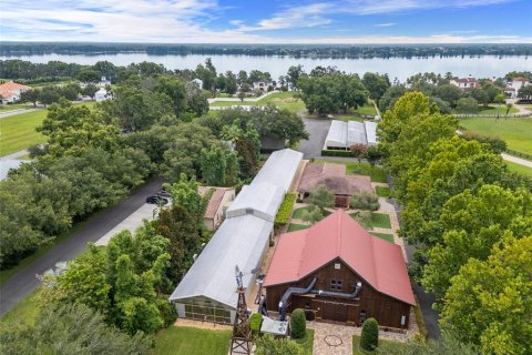 Купить коммерческую недвижимость в Тонотосасса, Флорида 578.69м2, № 1856701 - фото 6