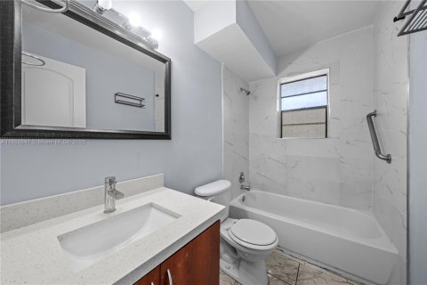 Condominio en venta en Miami, Florida, 2 dormitorios, 91.97 m2 № 1875727 - foto 26