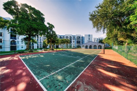 Condominio en venta en Miami, Florida, 2 dormitorios, 91.97 m2 № 1875727 - foto 29