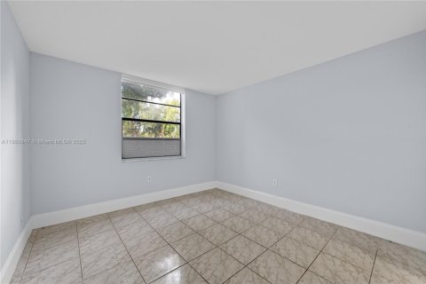 Condominio en venta en Miami, Florida, 2 dormitorios, 91.97 m2 № 1875727 - foto 24