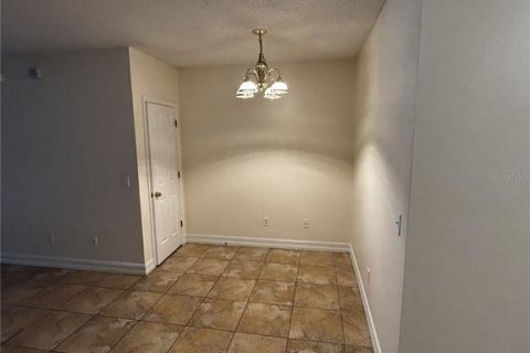 Townhouse in Riverview, Florida 3 bedrooms, 131.18 sq.m. № 2105809 - photo 5