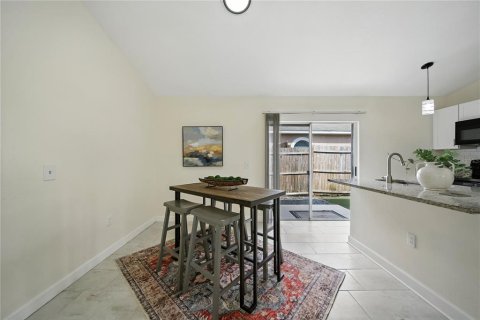 Casa en venta en Wesley Chapel, Florida, 3 dormitorios, 107.58 m2 № 1910702 - foto 9