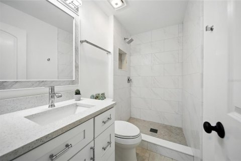 Casa en venta en Wesley Chapel, Florida, 3 dormitorios, 107.58 m2 № 1910702 - foto 17