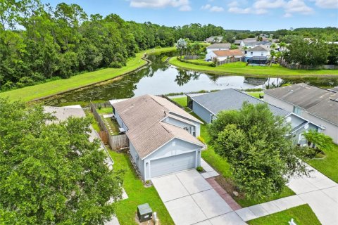 Casa en venta en Wesley Chapel, Florida, 3 dormitorios, 107.58 m2 № 1910702 - foto 1