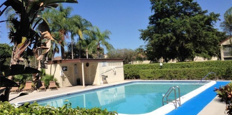 Condo à Tamarac, Floride, 2 chambres № 987360