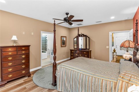 Villa ou maison à vendre à New Smyrna Beach, Floride: 3 chambres, 350.15 m2 № 2415600 - photo 19