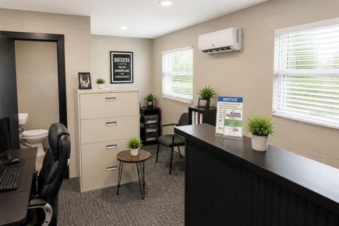 Commercial property in Cross City, Florida № 2215189 - photo 12
