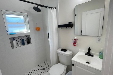 House in Bradenton, Florida 2 bedrooms, 75.81 sq.m. № 1823311 - photo 17