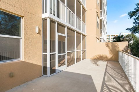 Condominio en alquiler en Largo, Florida, 2 dormitorios, 123 m2 № 2158042 - foto 27