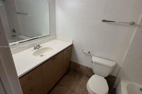 Apartamento en alquiler en Coral Springs, Florida, 2 dormitorios, 81.75 m2 № 2025688 - foto 9