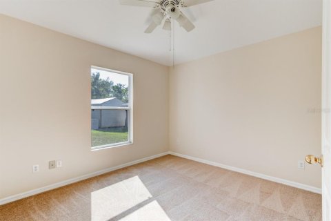 House in Deltona, Florida 3 bedrooms, 168.9 sq.m. № 1873942 - photo 19