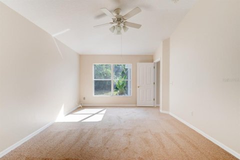 House in Deltona, Florida 3 bedrooms, 168.9 sq.m. № 1873942 - photo 25