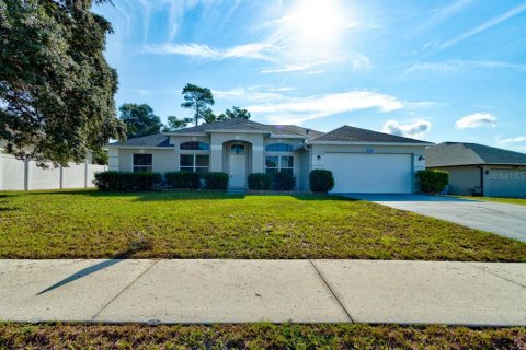 House in Deltona, Florida 3 bedrooms, 168.9 sq.m. № 1873942 - photo 1