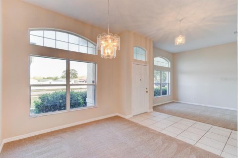 House in Deltona, Florida 3 bedrooms, 168.9 sq.m. № 1873942 - photo 14
