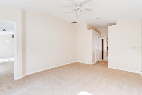 House in Deltona, Florida 3 bedrooms, 168.9 sq.m. № 1873942 - photo 24