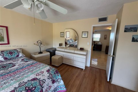 Condominio en venta en Hollywood, Florida, 2 dormitorios, 92.16 m2 № 1982627 - foto 24