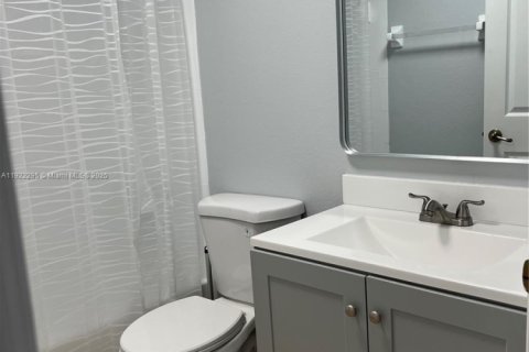 Townhouse in Homestead, Florida 4 bedrooms, 170.66 sq.m. № 1976265 - photo 13