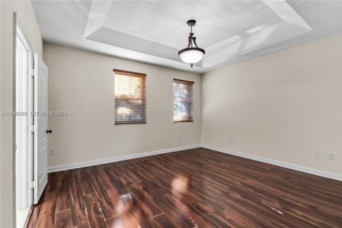 Townhouse in Miami, Florida 3 bedrooms, 168.34 sq.m. № 2031800 - photo 19