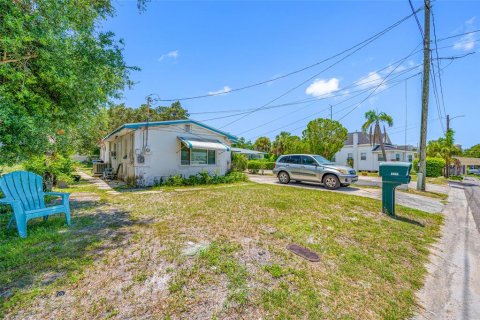 Villa ou maison à vendre à Clearwater, Floride: 3 chambres, 92.16 m2 № 1857739 - photo 1