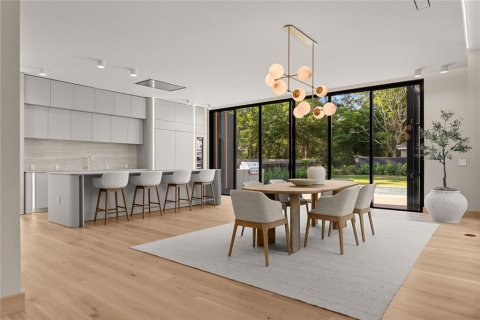 Casa en alquiler en Orlando, Florida, 4 dormitorios, 370.4 m2 № 1898703 - foto 6